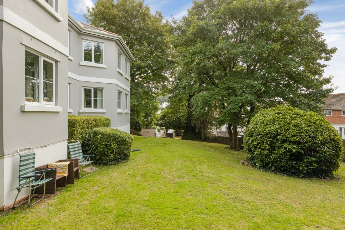 Woodlands Mews Braddons Hill Road East Property for Sale in Torquay John Couch The Estate